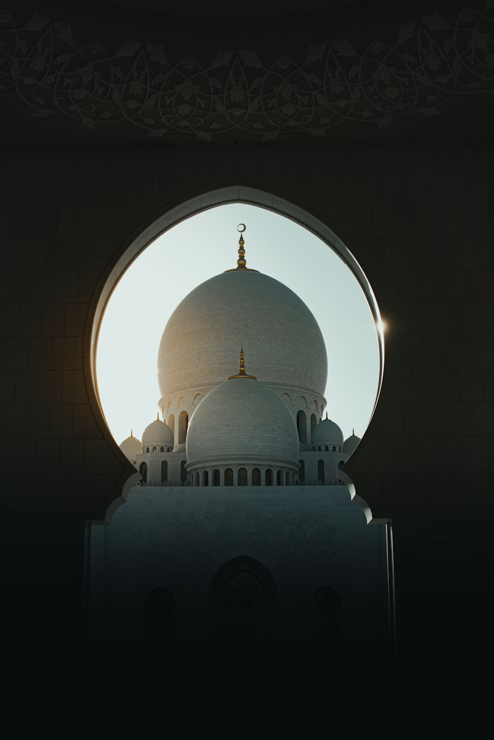 Royal Raya event visual